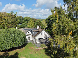 Photo 9- click for photo gallery